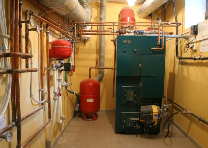commercial heating system - repairing the boiler